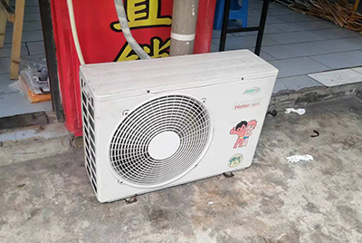 马边空调突然不制冷只吹自然风怎么办？